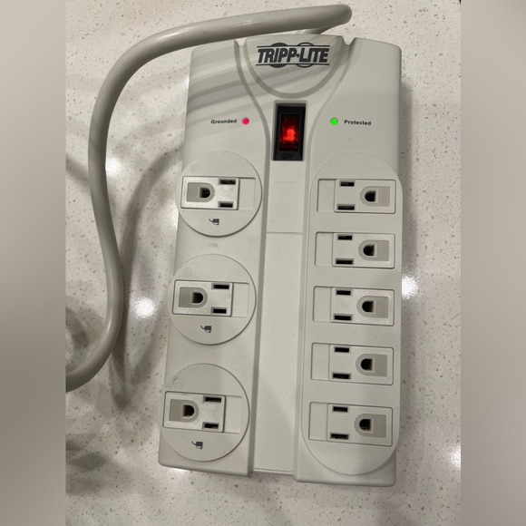 Tripp Lite 8 Outlet Surge Suppressor, 8' Cord, 1500 Joules - Picture 9 of 9